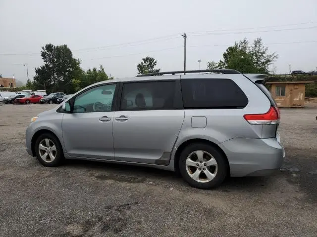 2011 TOYOTA SIENNA LE  
