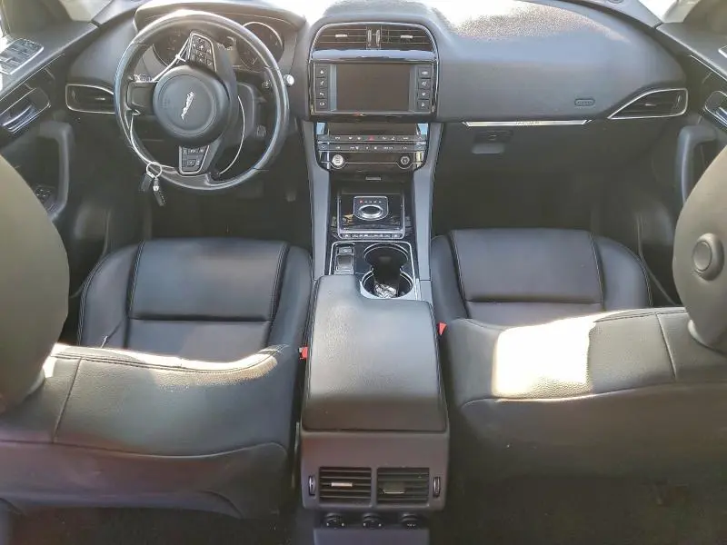 2017 JAGUAR F-PACE PREMIUM  