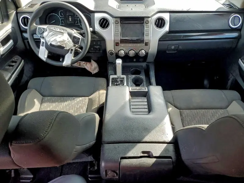 2018 TOYOTA TUNDRA DOUBLE CAB SR  