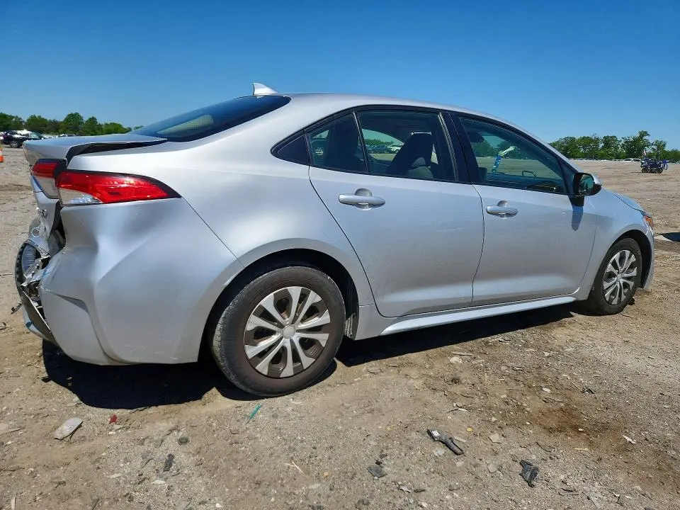 2022 TOYOTA COROLLA LE  