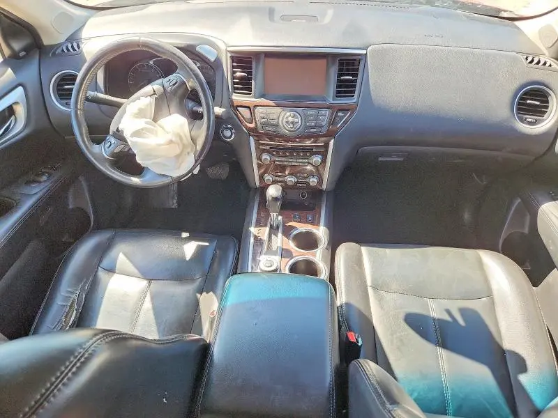 2016 NISSAN PATHFINDER SL  