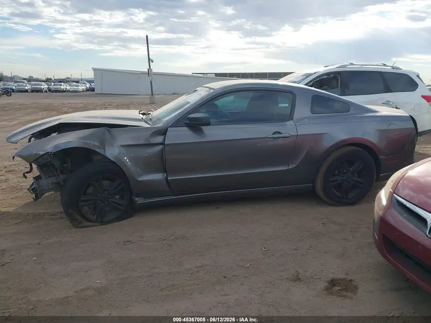 2014 FORD MUSTANG V6