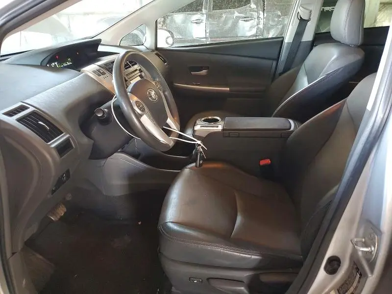 2012 TOYOTA PRIUS V   