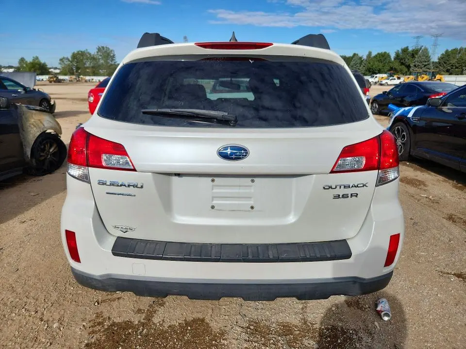 2012 SUBARU OUTBACK 3.6R LIMITED  