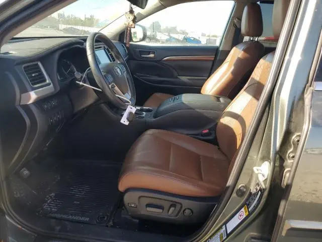 2019 TOYOTA HIGHLANDER LIMITED  