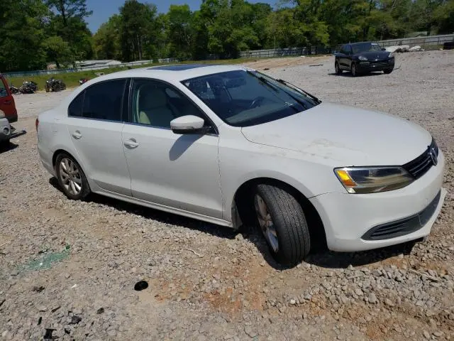 2014 VOLKSWAGEN JETTA SE  