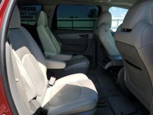 2016 CHEVROLET TRAVERSE LT  