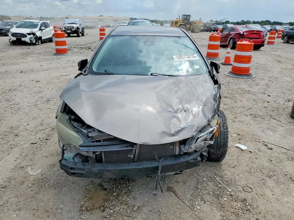 2017 TOYOTA COROLLA LE  