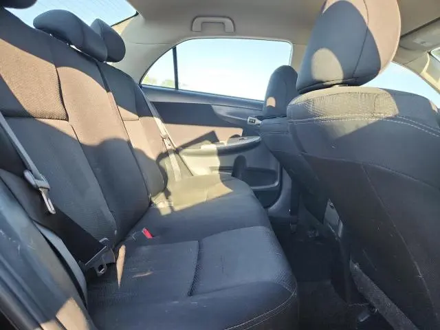 2013 TOYOTA COROLLA BASE  