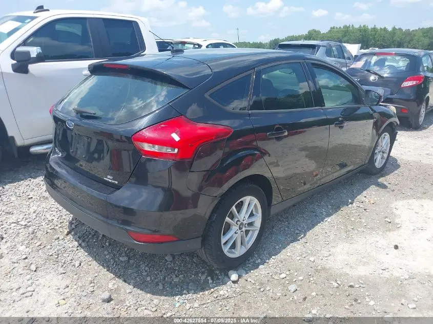 2015 FORD FOCUS SE