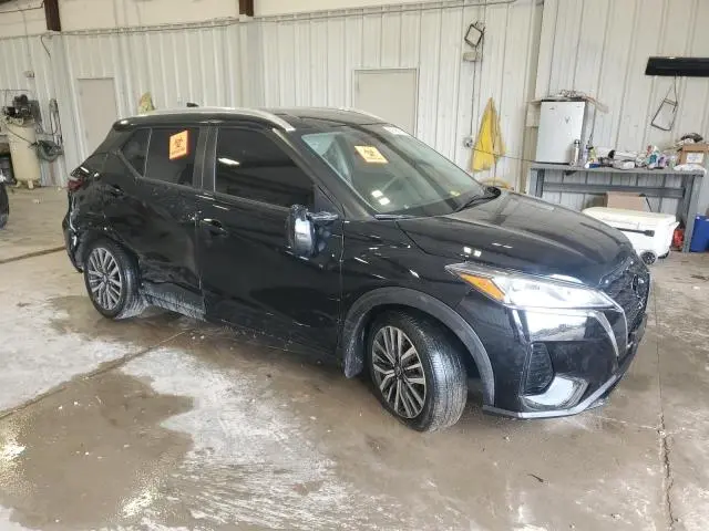 2023 NISSAN KICKS SV  