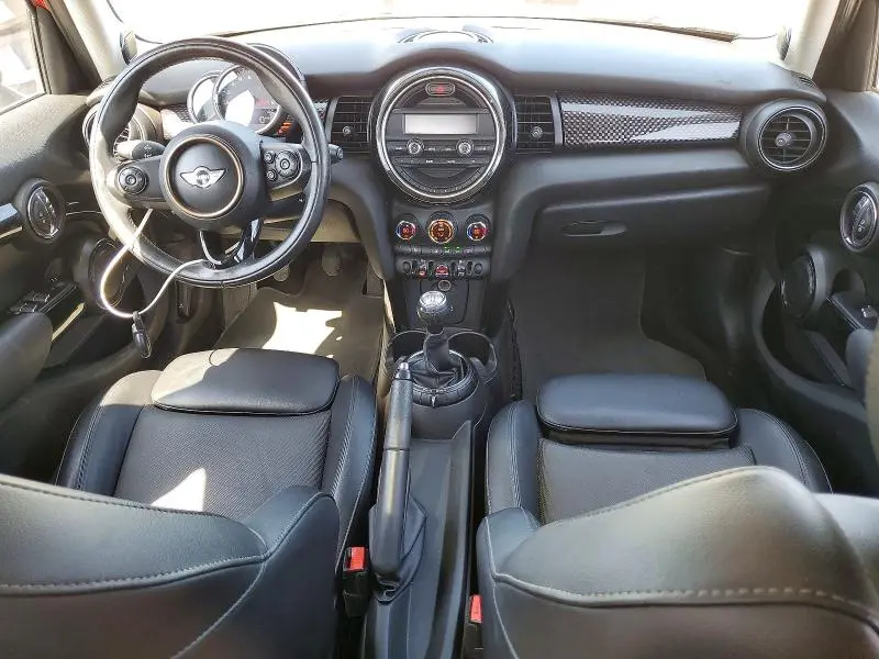 2016 MINI COOPER S  