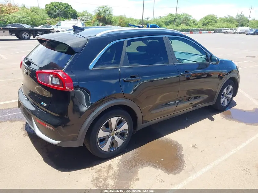 2018 KIA NIRO LX