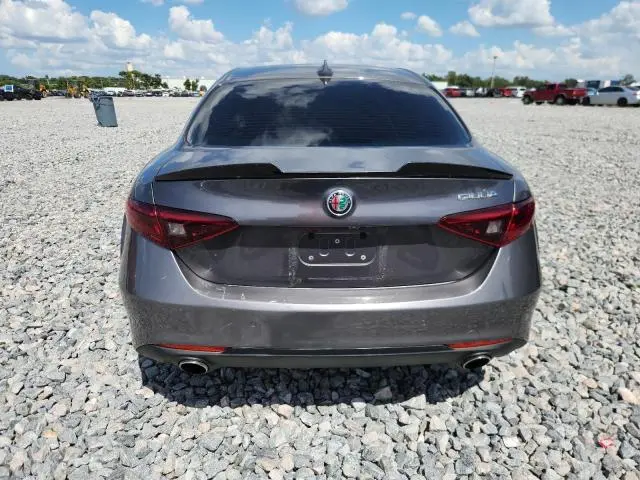 2017 ALFA ROMEO GIULIA   
