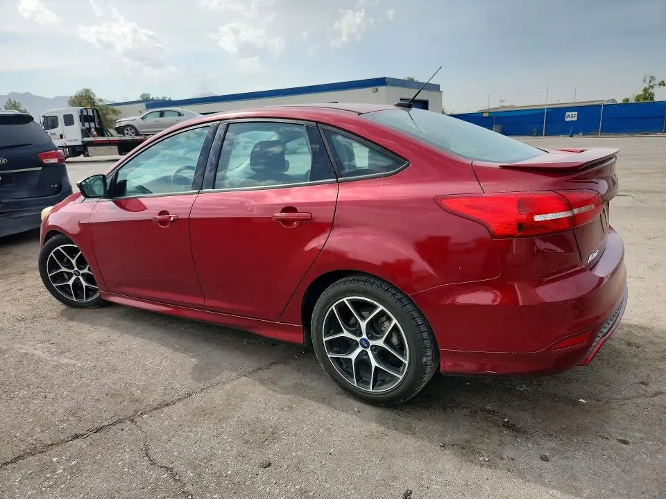 2015 FORD FOCUS SE  
