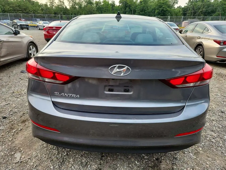 2018 HYUNDAI ELANTRA SEL  