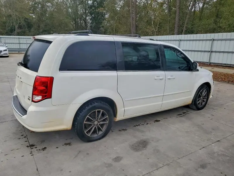 2017 DODGE GRAND CARAVAN SXT  