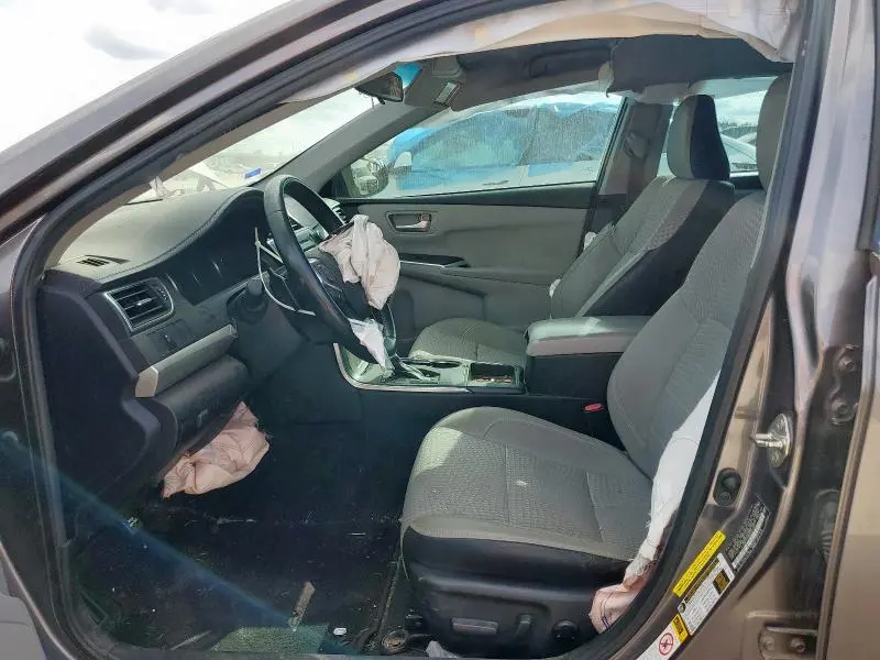 2015 TOYOTA CAMRY LE  