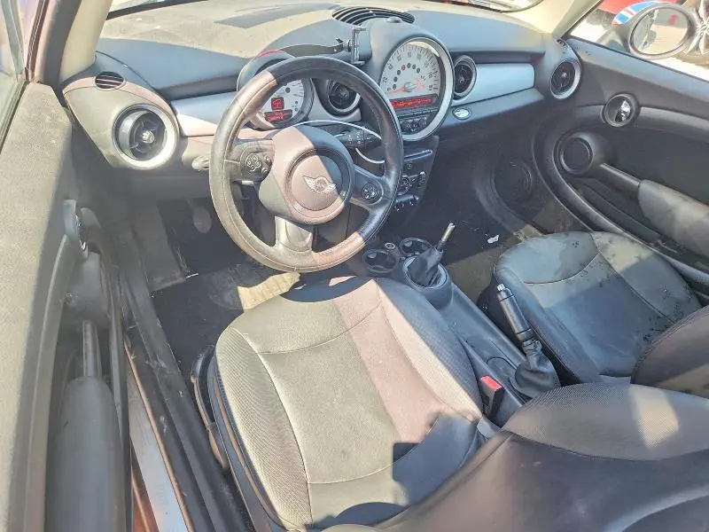 2013 MINI COOPER   
