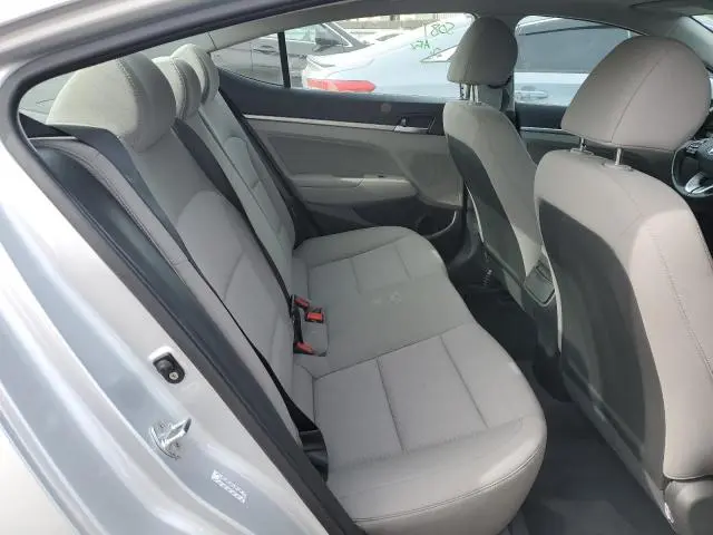 2019 HYUNDAI ELANTRA SEL  