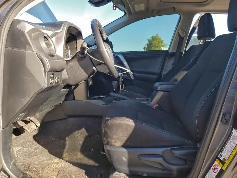 2017 TOYOTA RAV4 XLE  