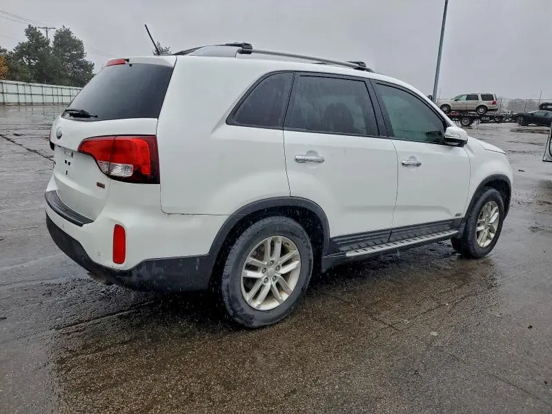 2014 KIA SORENTO LX  