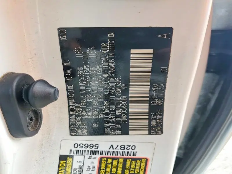 2010 TOYOTA SIENNA CE  