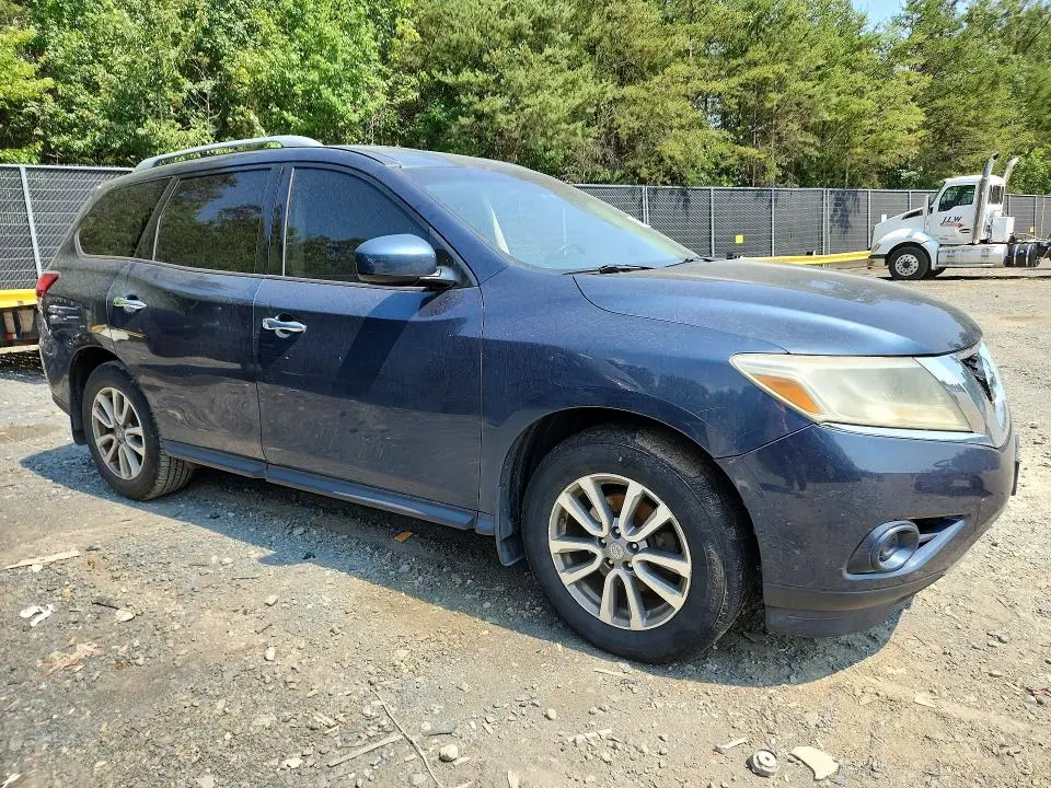 2015 NISSAN PATHFINDER S  