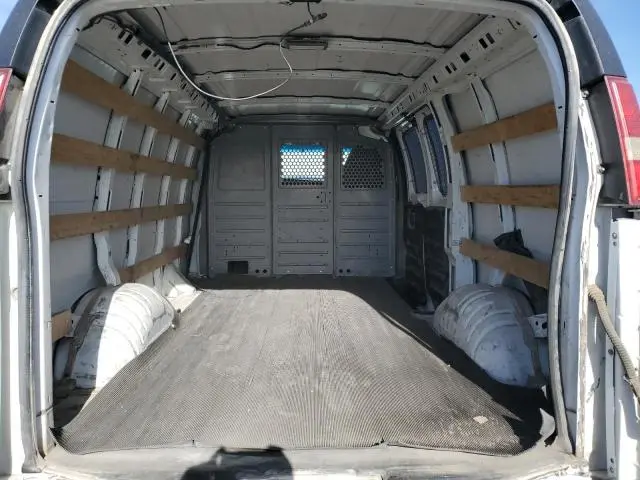 2014 GMC SAVANA G2500  