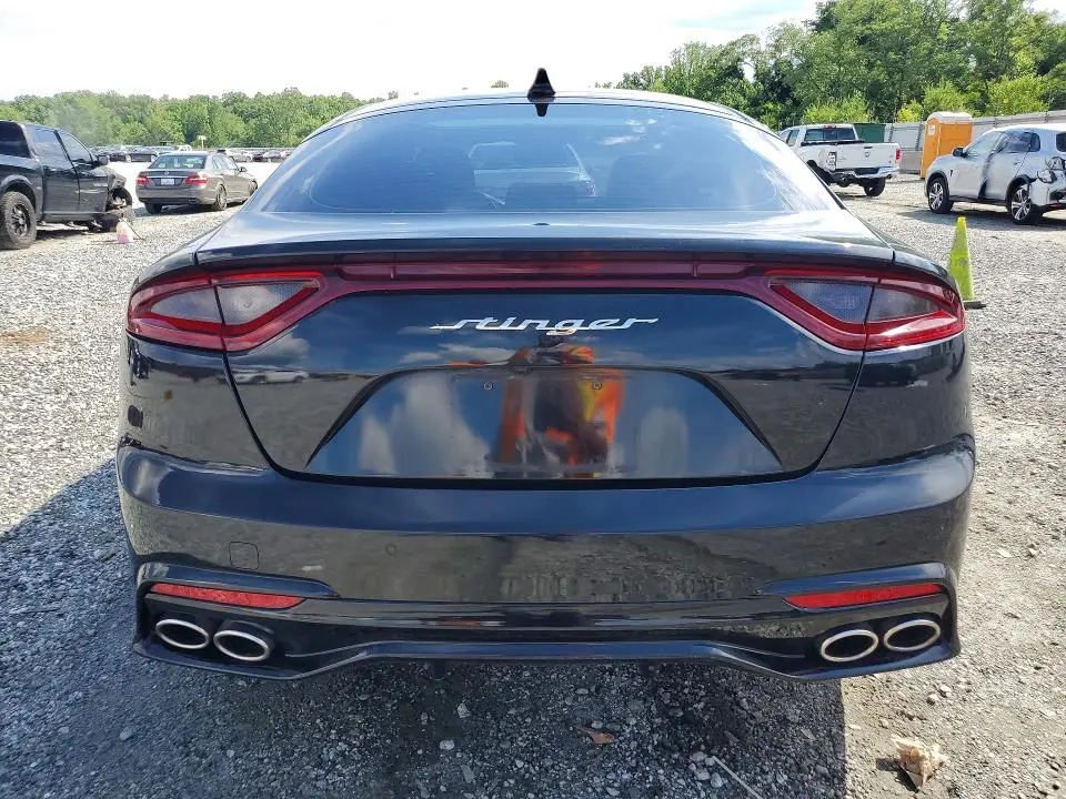 2018 KIA STINGER BASE  