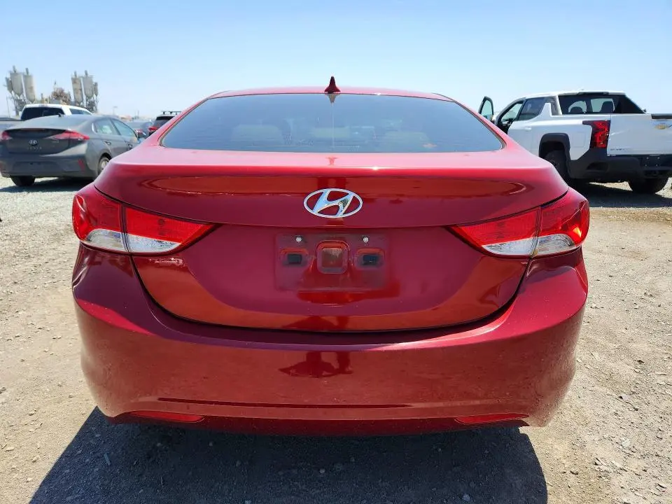 2012 HYUNDAI ELANTRA GLS  