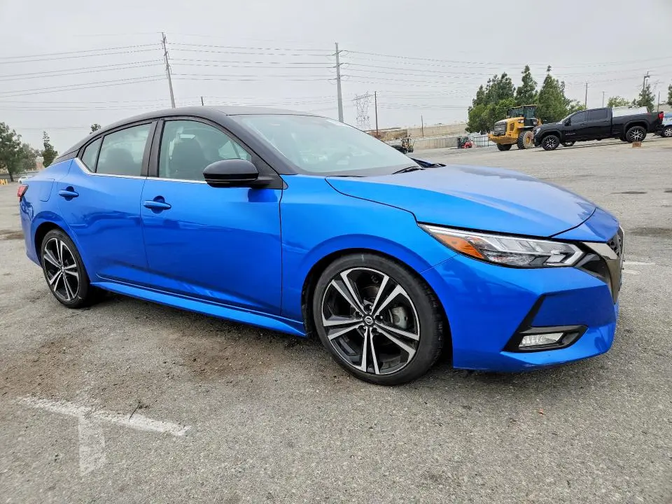 2021 NISSAN SENTRA SR  