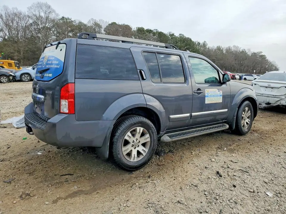 2012 NISSAN PATHFINDER S  