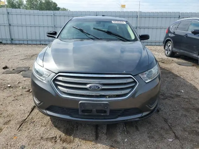 2016 FORD TAURUS SE  