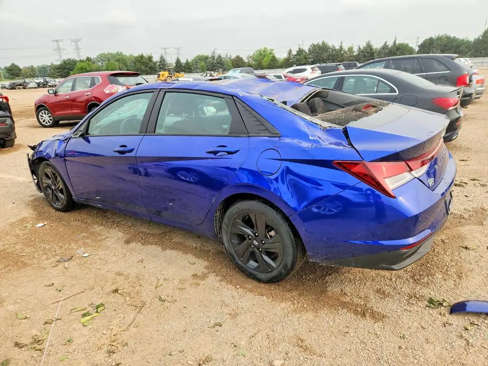2022 HYUNDAI ELANTRA SEL  
