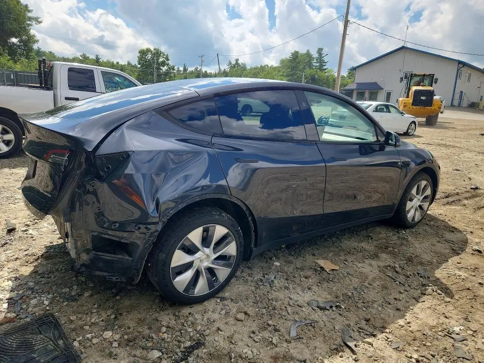 2024 TESLA MODEL Y   