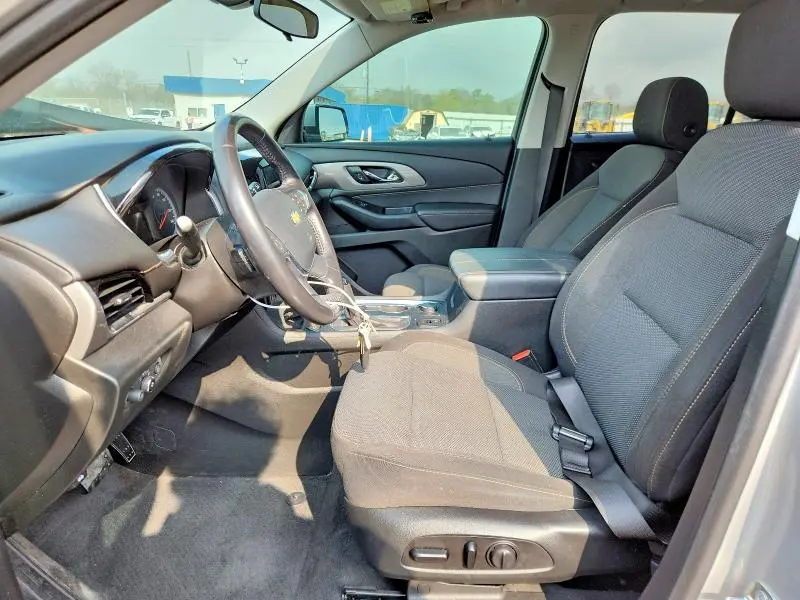 2020 CHEVROLET TRAVERSE LT  