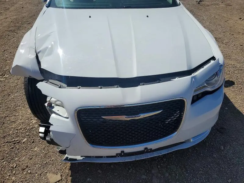 2019 CHRYSLER 300 TOURING  