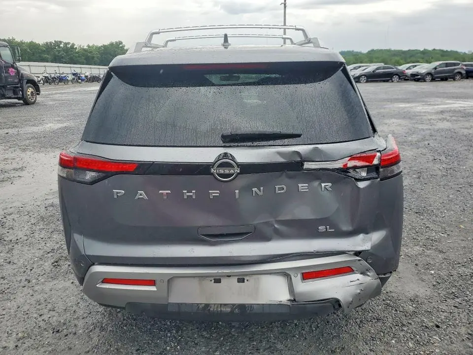 2024 NISSAN PATHFINDER SL  