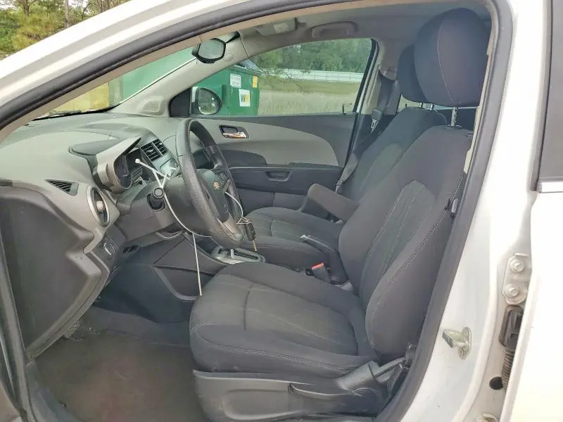 2014 CHEVROLET SONIC LT  