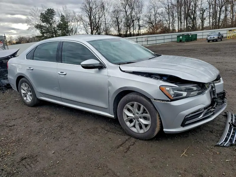 2016 VOLKSWAGEN PASSAT S  