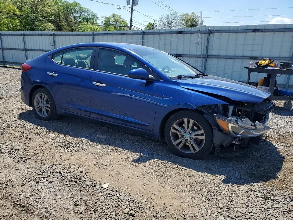 2017 HYUNDAI ELANTRA SE  