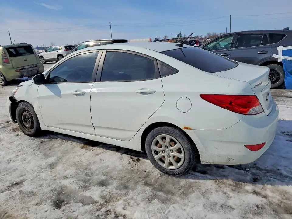 2012 HYUNDAI ACCENT GLS  