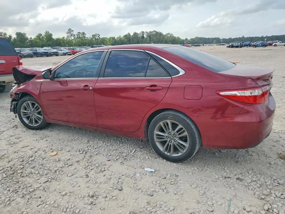 2017 TOYOTA CAMRY SE  