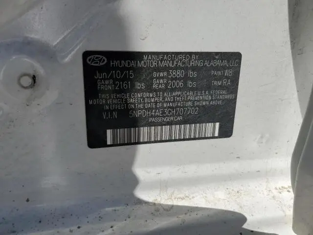 2016 HYUNDAI ELANTRA SE  