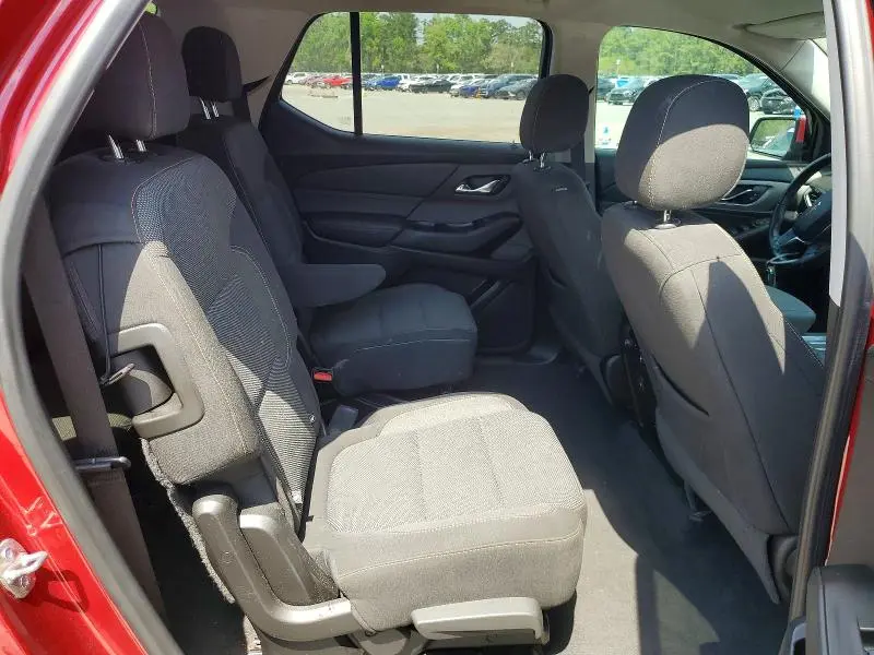 2019 CHEVROLET TRAVERSE LT  
