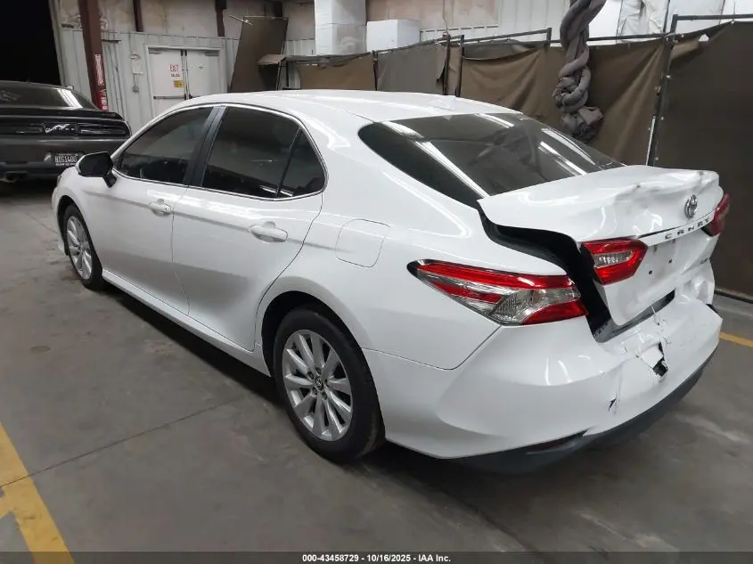 2019 TOYOTA CAMRY LE