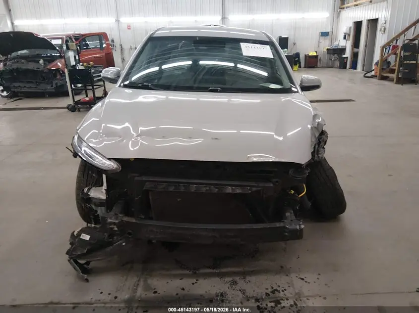 2022 HYUNDAI KONA SE