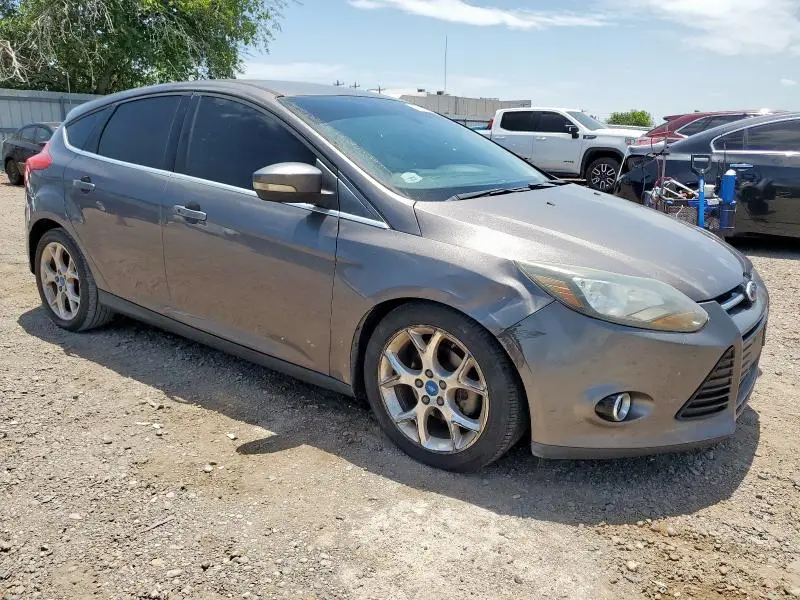 2012 FORD FOCUS TITANIUM  