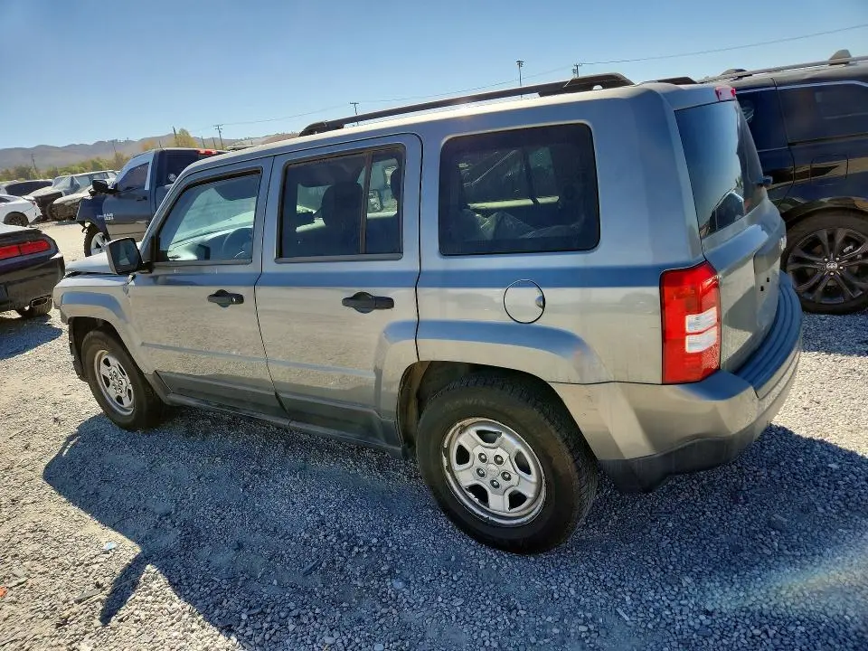 2013 JEEP PATRIOT SPORT  